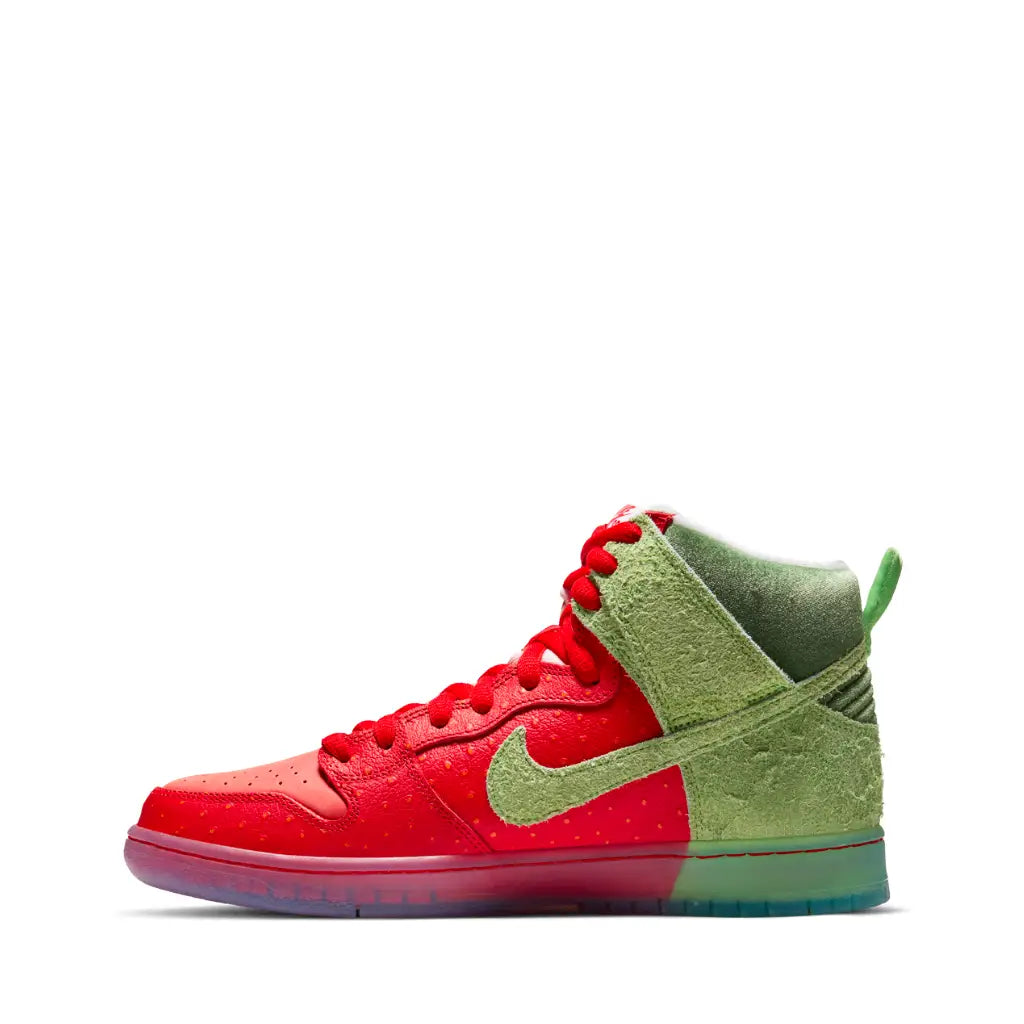 Nike SB Dunk High PRO QS Strawberry Cough - BEATERS®