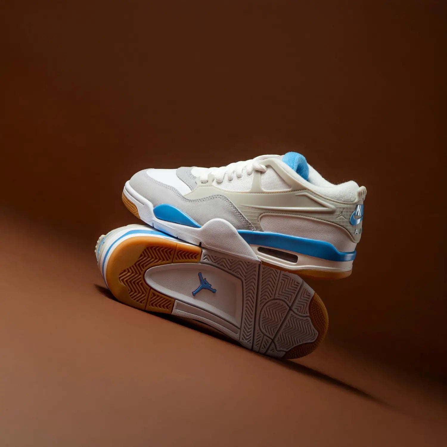 Air Jordan 4 RM University Blue