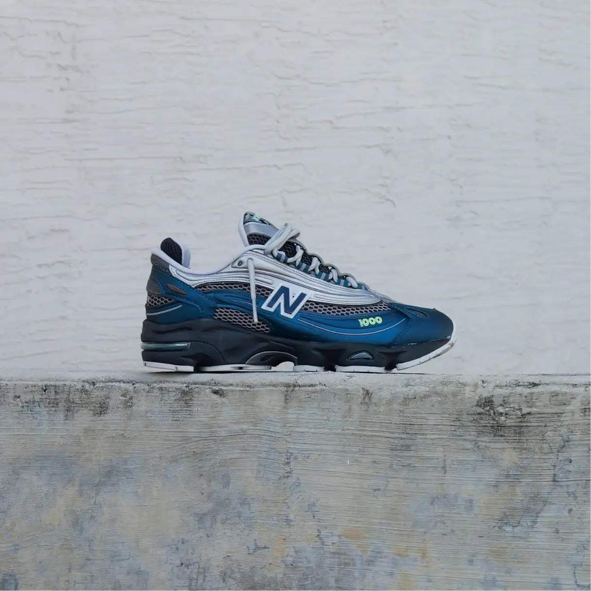 New Balance 1000 Deep Ocean