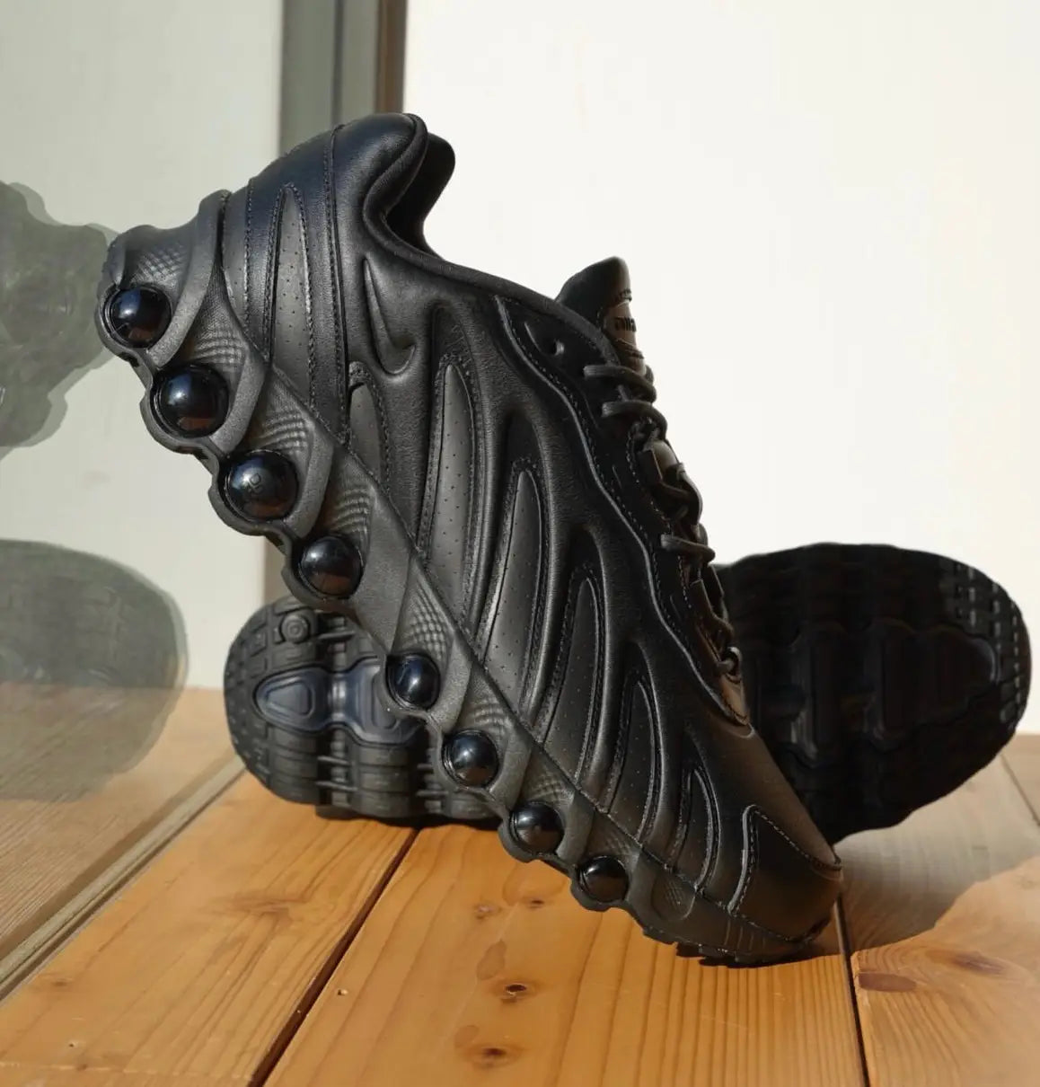 Nike Air Max DN8 Leather Triple Black