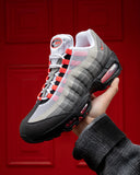 <h5>Nike Air Max 95 OG<em> Solar Red</em></h5>