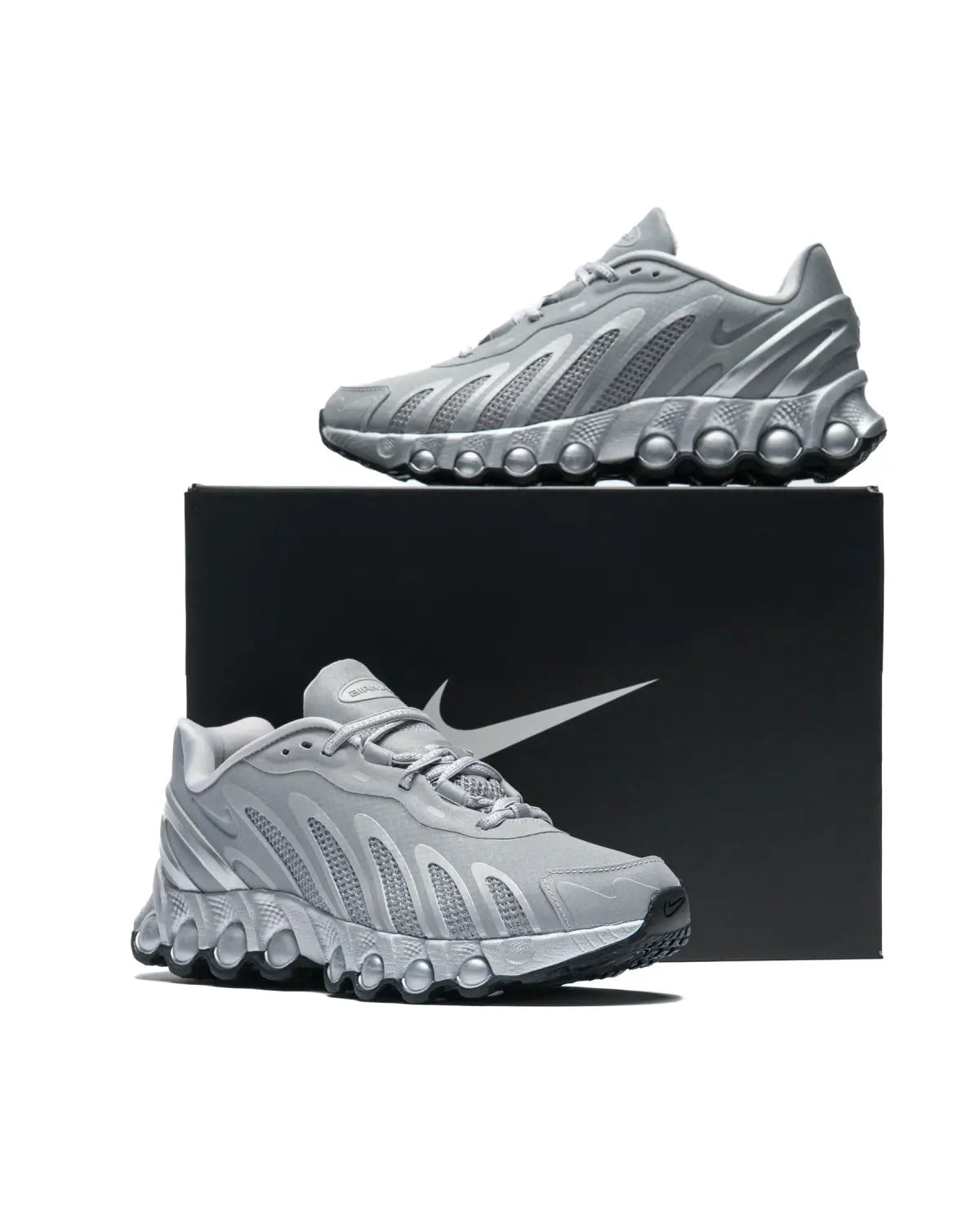 Nike Air Max Dn8 Metallic Silver