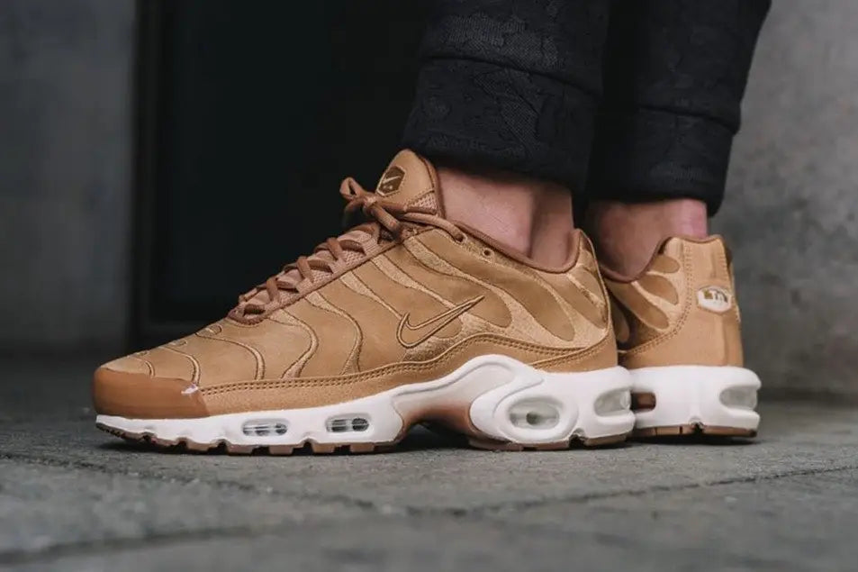 Nike Air Max Plus Flax
