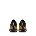 WMNS NIKE SHOX R4 GOLD BLACK - Sneakers